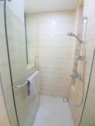 The Palette (D18), Condominium #557875411